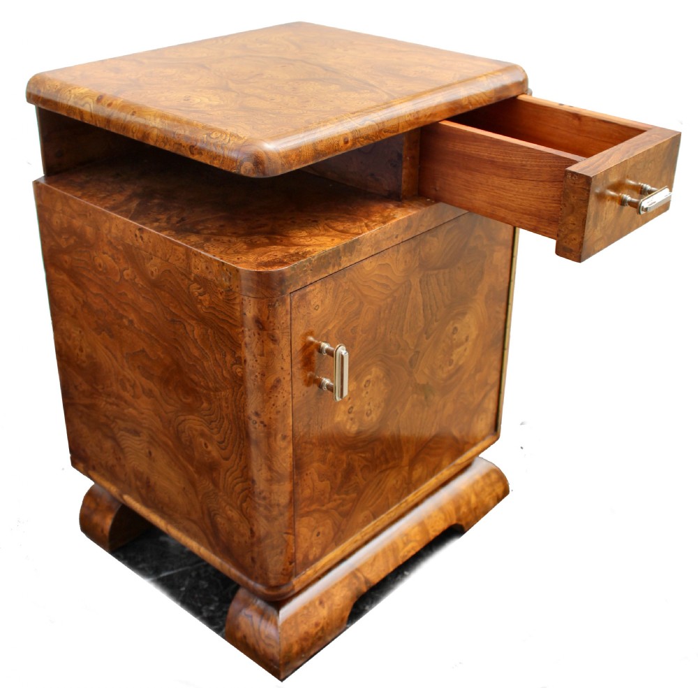 Art Deco Italian Pair of Matching Bedside Table Cabinets in Walnut, c1930 View X