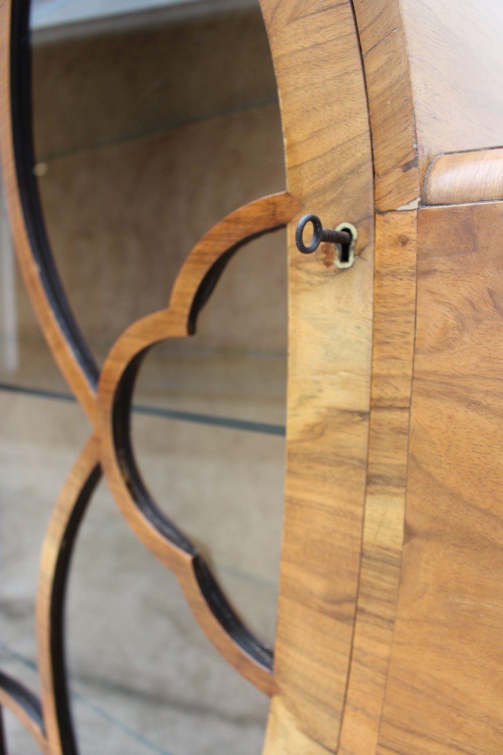 Art Deco Display Cabinet in Walnut, c1930s View VII