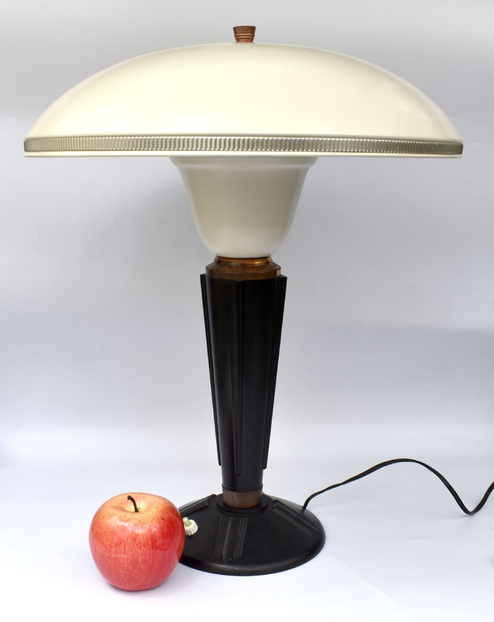 Art Deco Large Bakelite Table Lamp by Eileen Gray for Jumo, France View III