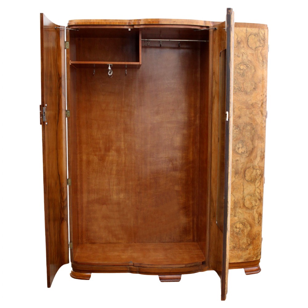 Art Deco Triple Walnut Three Door Wardrobe, c1930 View VII
