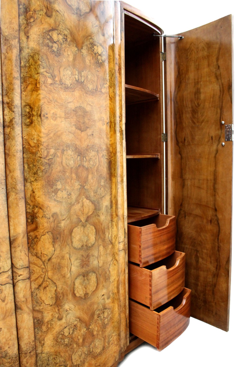 Art Deco Triple Walnut Three Door Wardrobe, c1930 View XVI