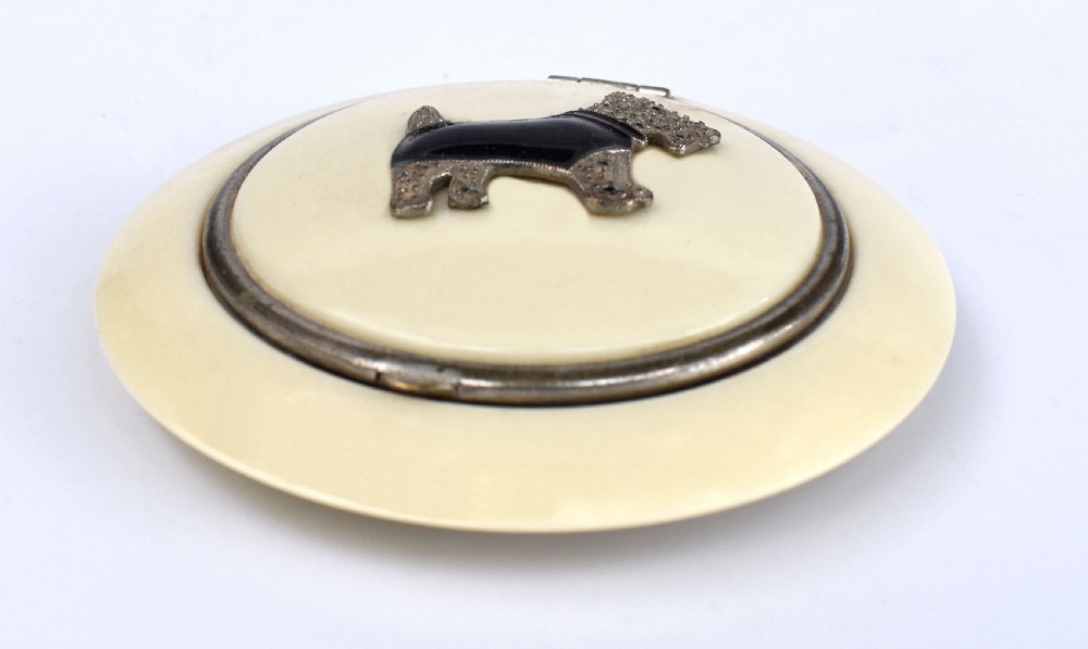 Art Deco Bakelite Scottie Dog Powder Compact, c1930 View II