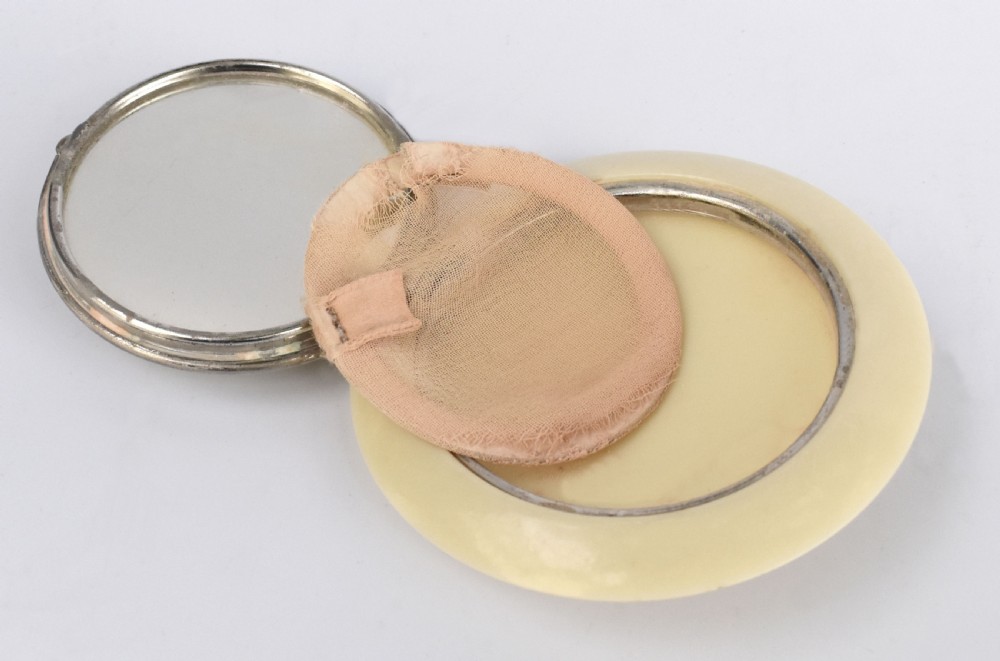 Art Deco Bakelite Scottie Dog Powder Compact, c1930 View V