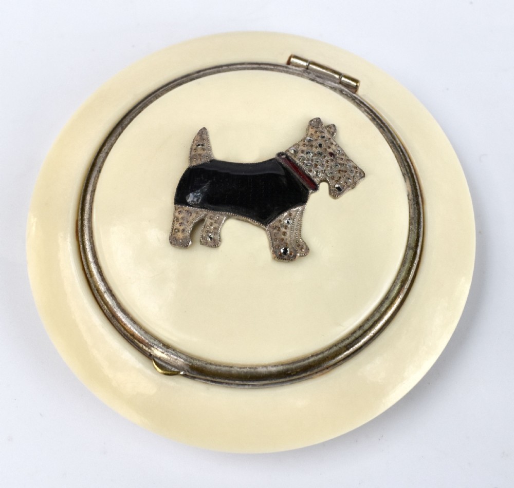 Art Deco Bakelite Scottie Dog Powder Compact, c1930 View VI