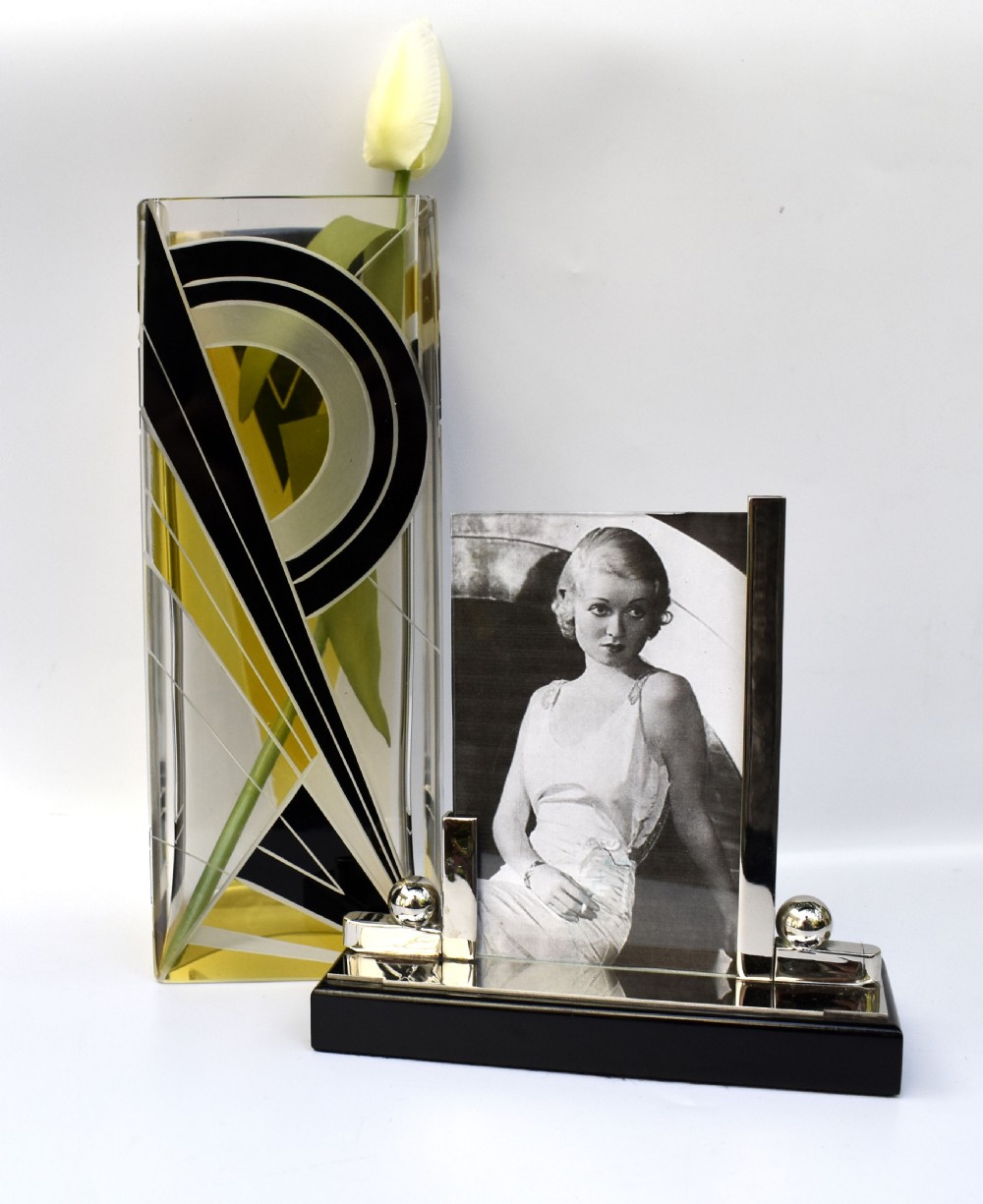 Art Deco Modernist Chrome Photo Frame, c1930's View III