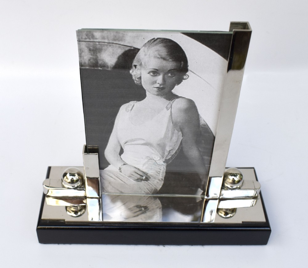 Art Deco Modernist Chrome Photo Frame, c1930's View VI
