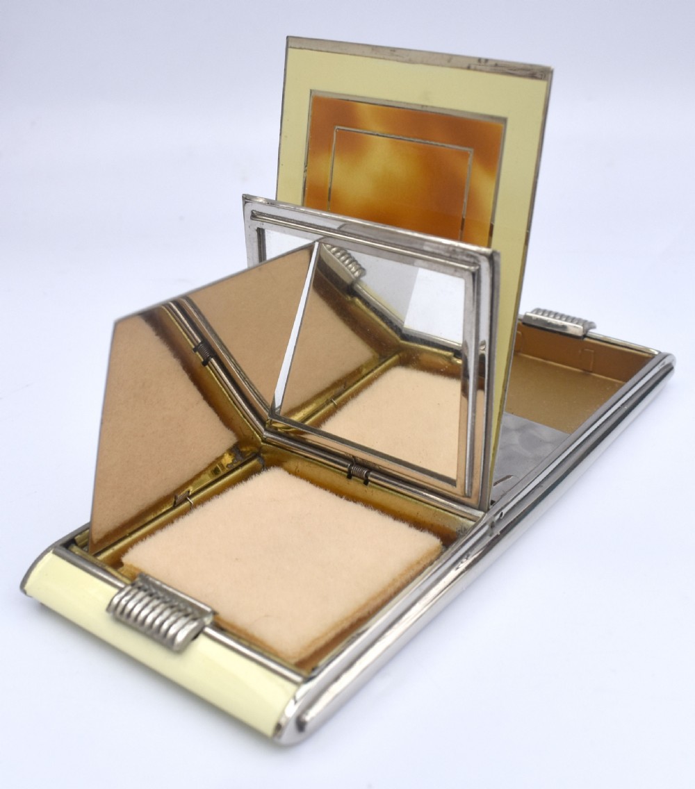 Art Deco Streamline Enamel Combination Compact, c1930 View III