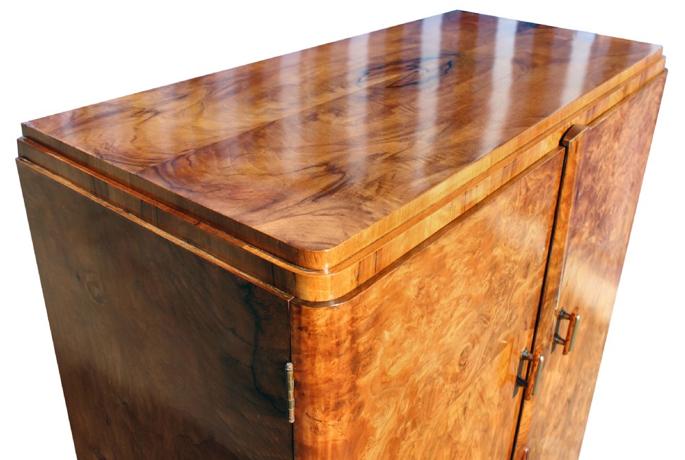 Art Deco Figured Walnut Tallboy, Circa 1930 View XIV