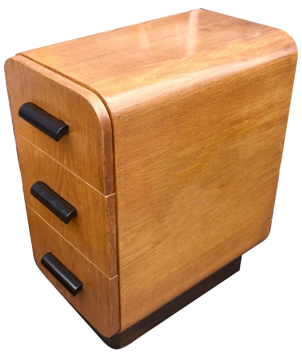 Art Deco Pair Of Modernist Blonde Oak Bedside Cabinets, c1930 View VII
