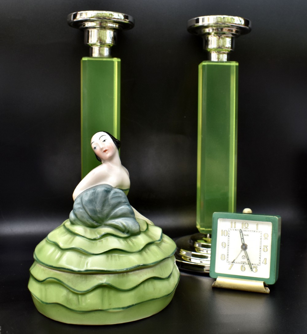 Art Deco Half Doll Ceramic Powder Box, 1930's View VIII