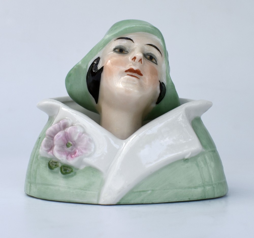 Art Deco Flapper Powder Puff Doll & Stand By Fasold & Stuach, c1930 View IX