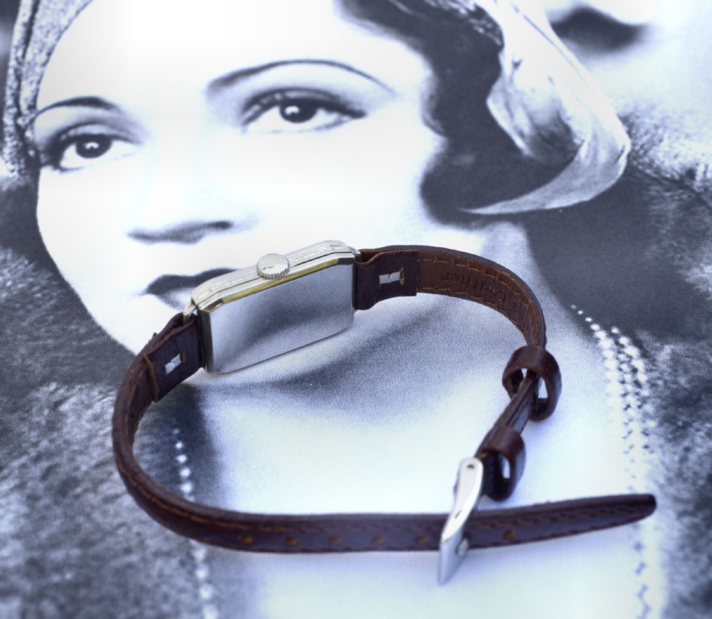 Art Deco Ladies Silver Nickel Wrist Watch By Elgin, c1935 View IV