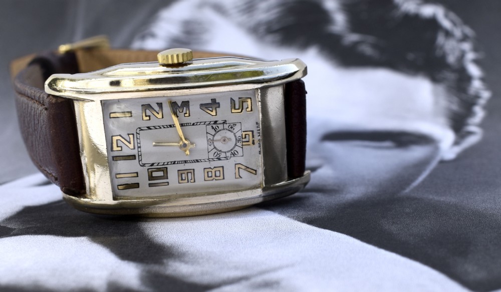 Art Deco Gents Gruen Swiss Watch, serviced, c1930's View XIV