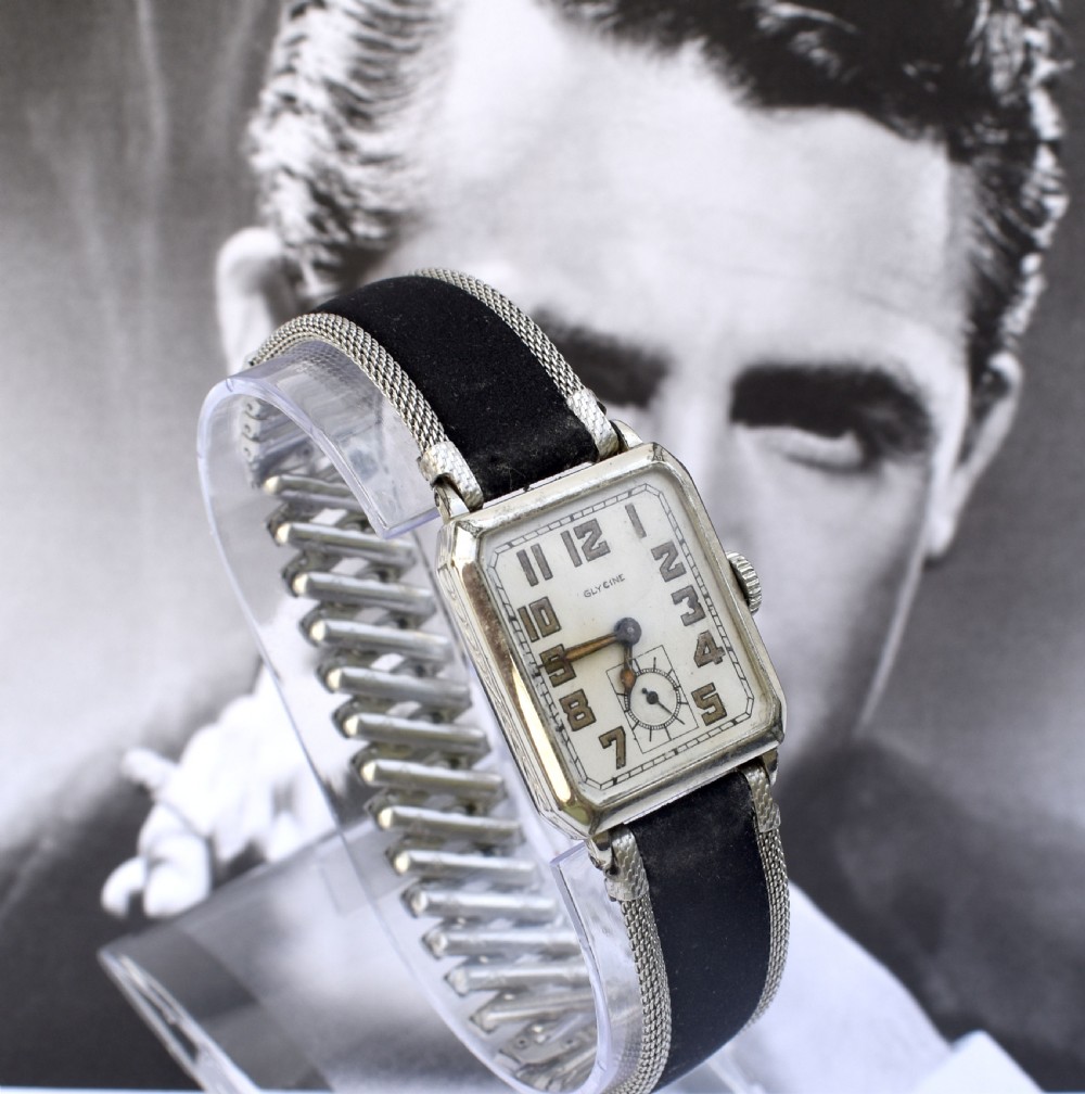 Art Deco Gentleman's 14k White Gold Wrist Watch, c1930 View III