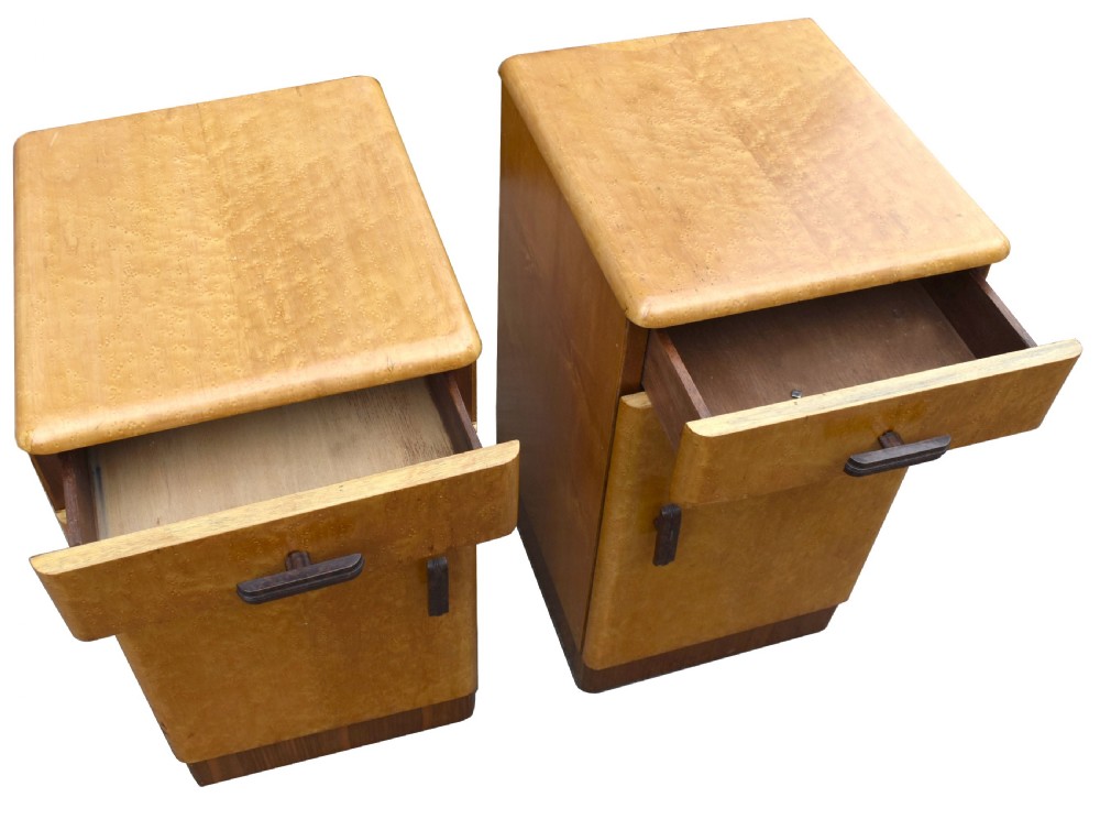 Art Deco Pair of Matching Bedside Cabinets in Blonde Maple, c1930's View III