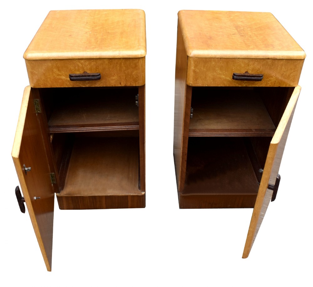 Art Deco Pair of Matching Bedside Cabinets in Blonde Maple, c1930's View IV
