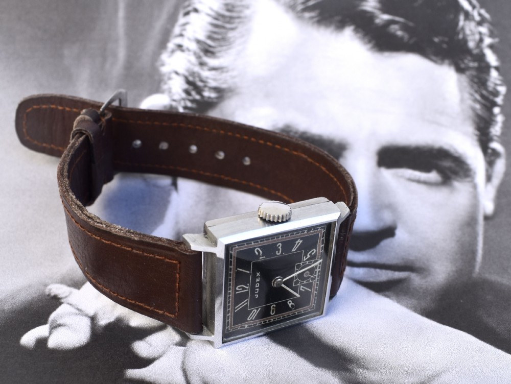 Art Deco Gents Manual Wristwatch by French Watchmakers Judex, c1930 View V