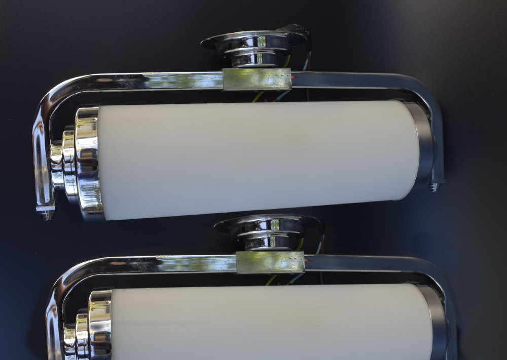 Art Deco Modernist Pair of Chrome & Glass Wall Lights, c1930 View VII