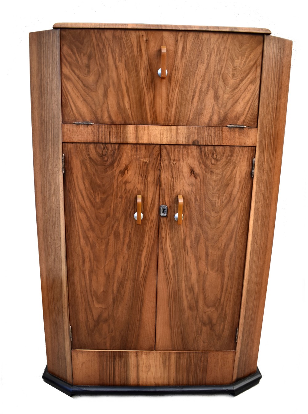 Art Deco High Quality Walnut Upright Cocktail Cabinet, c1930's