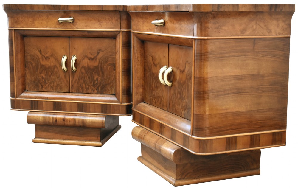 Art Deco Italian Matching Pair Of Walnut Bedside Cabinets, c1930 View III