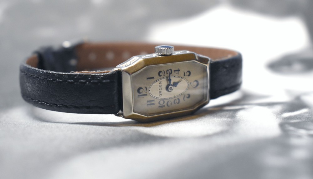 Art Deco 14k White Gold Watch By Gruen, c1927 View VII