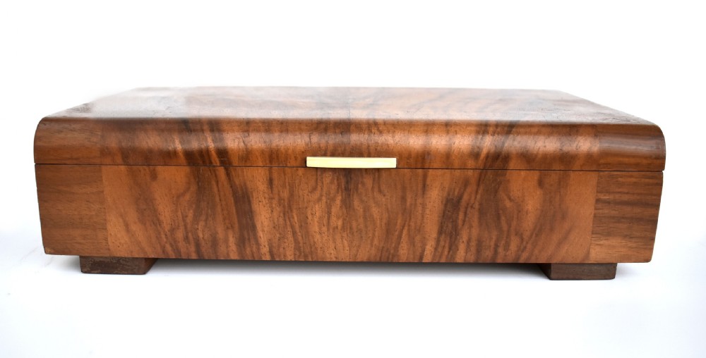 Art Deco Walnut & Bakelite Rectangular Box, English, c1930 View II