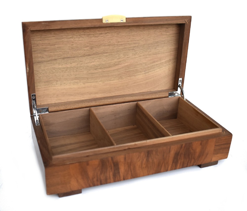 Art Deco Walnut & Bakelite Rectangular Box, English, c1930 View VII