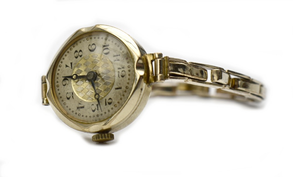 Art Deco Rolled Gold Harlequin Dial 15 Jewels Ladies Watch View VII
