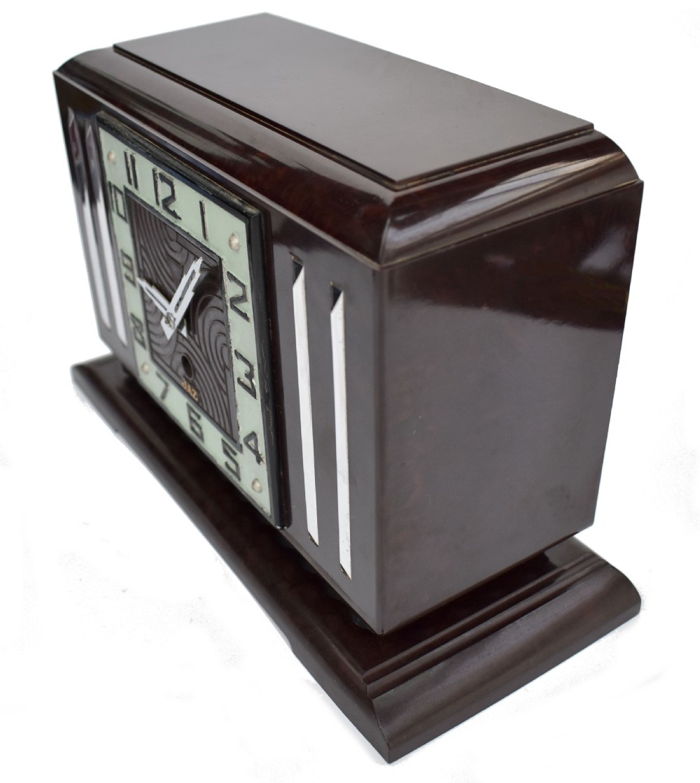Art Deco French Bakelite Mantle clock By Jaz, c1930 View VI