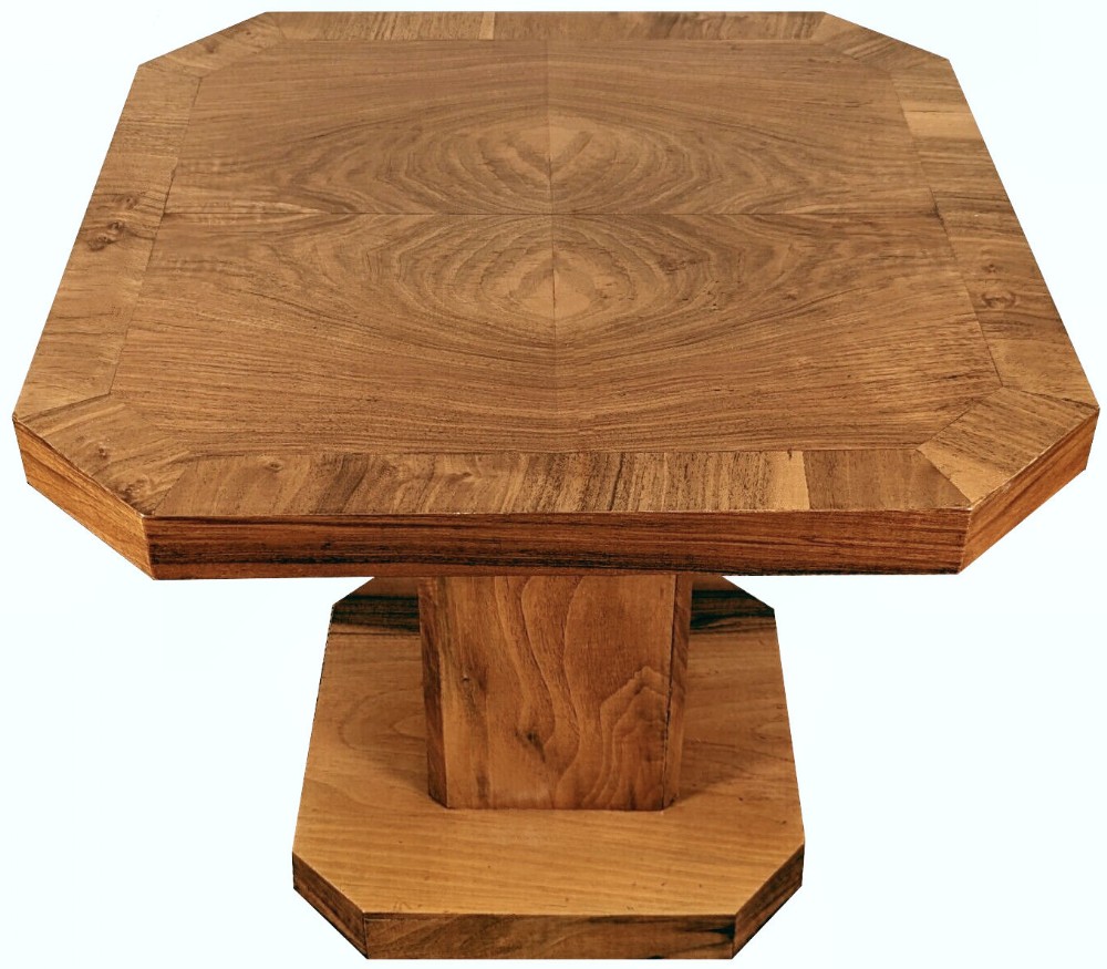Art Deco Figured Walnut Coffee Table, circa 1930s