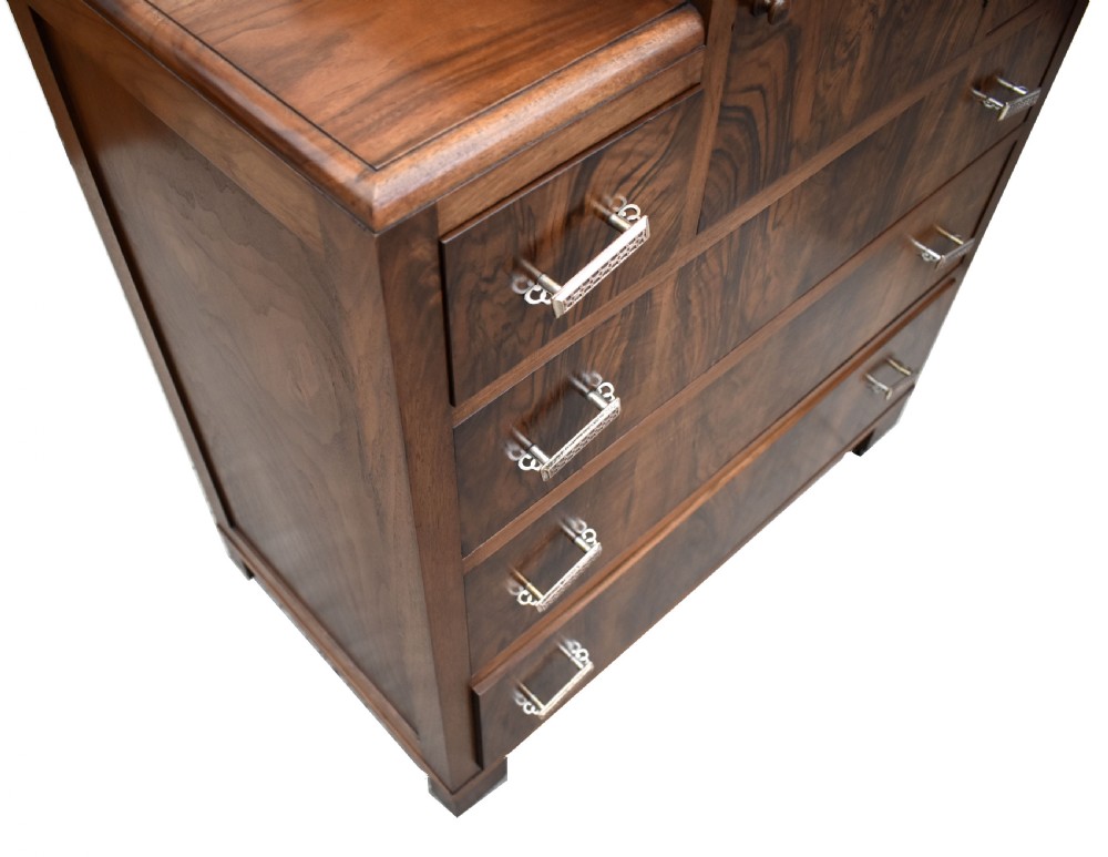 Art Deco English Burr Walnut Chest Of Five Drawers, c1930's View IX