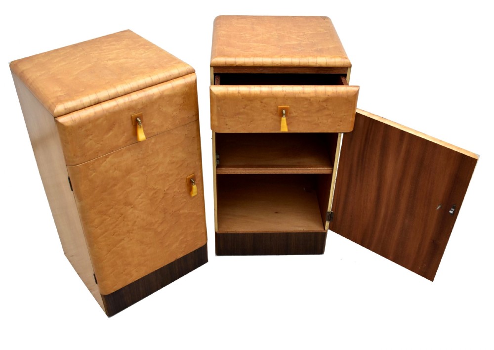 Art Deco Pair of Matching Bedside Cabinets in Blonde Maple, c1930's View IV