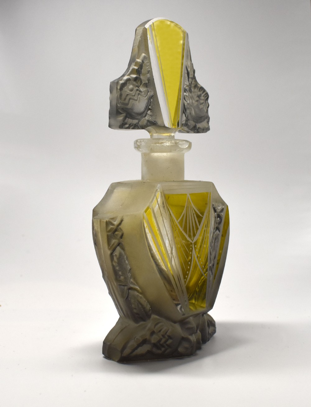 Art Deco Perfume bottle by Schlevogt & Hoffman, c1930 View II