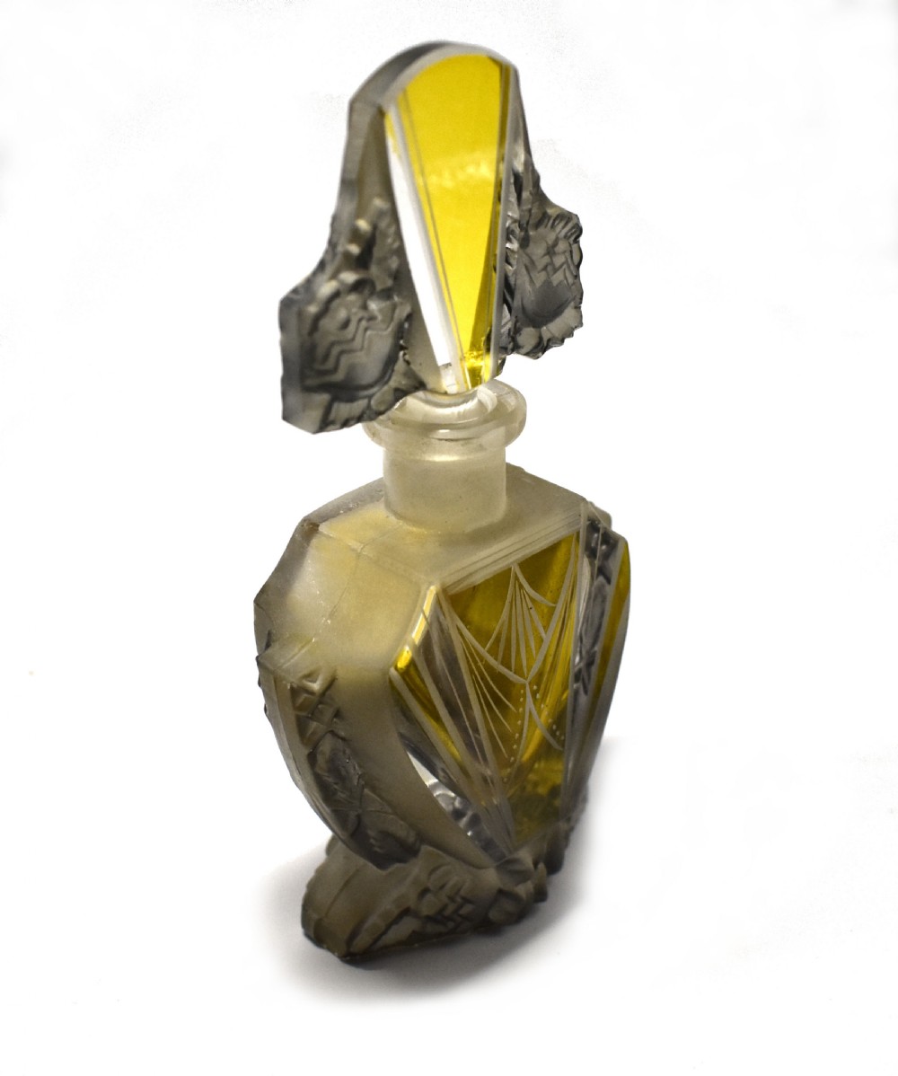 Art Deco Perfume bottle by Schlevogt & Hoffman, c1930 View III