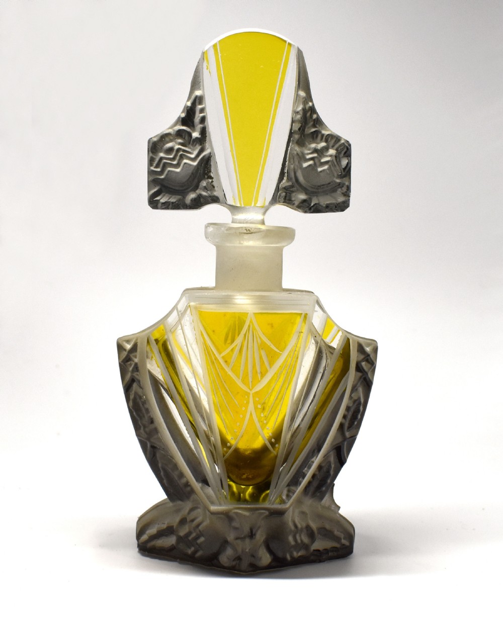 Art Deco Perfume bottle by Schlevogt & Hoffman, c1930 View VI