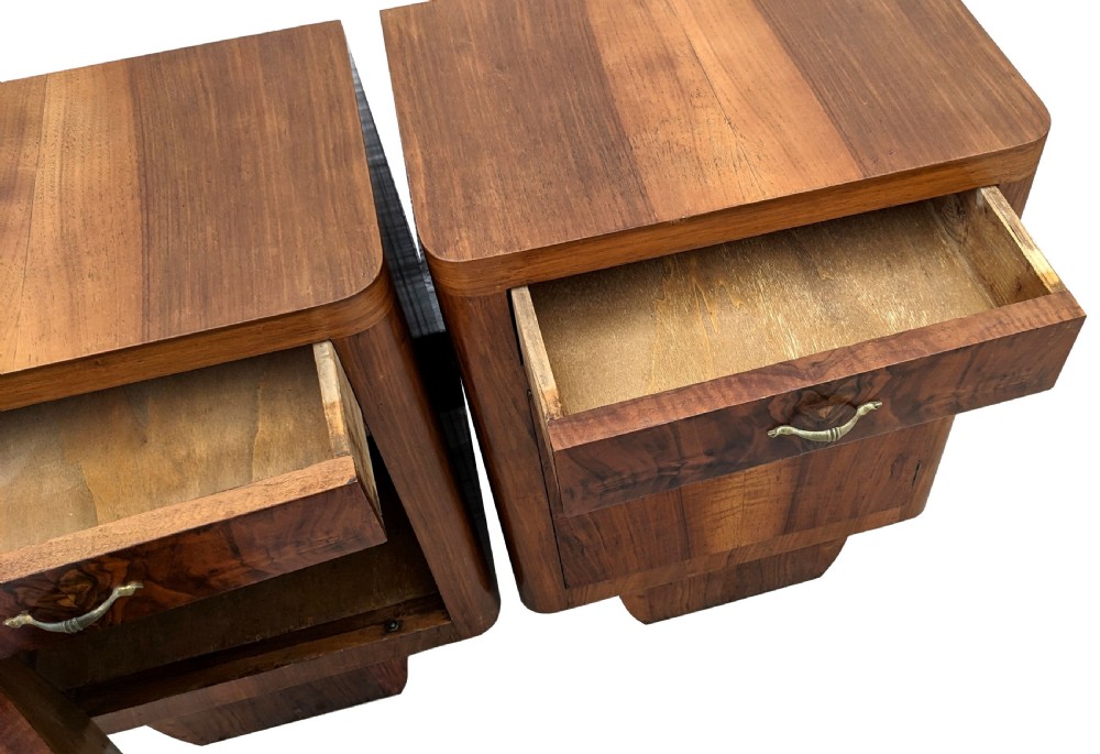 Art Deco Italian Matching Pair Of Walnut Bedside Cabinets, c1930 View III