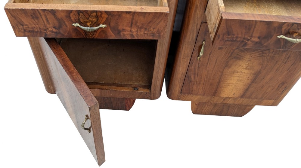 Art Deco Italian Matching Pair Of Walnut Bedside Cabinets, c1930 View IV