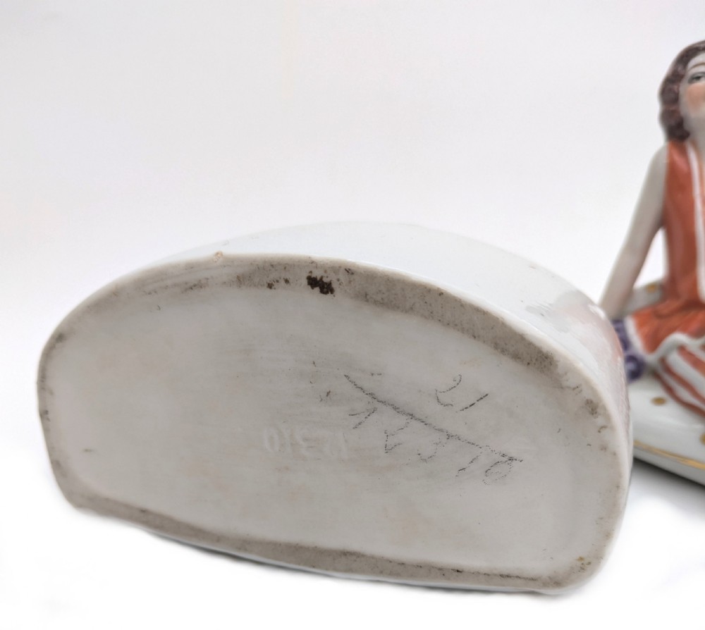 Art Deco Flapper Girl & Dog Ceramic Powder Box Bowl, c1930's View VIII