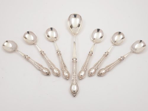 fig 1. Set of 7 Silver Handled Fruit Spoons, Hallmarked 1932