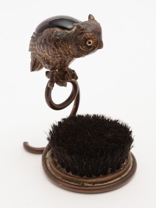 Victorian Novelty Owl Brush Wipe, Circa 1880