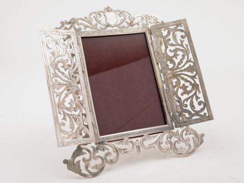 fig 1. Two Door Photo Frame, Circa 1880