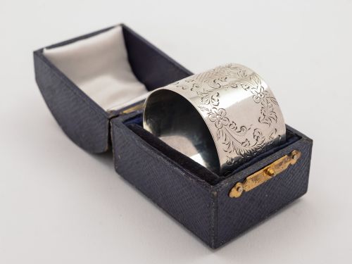 Cased Victorian Silver Napkin Ring, Chester 1900