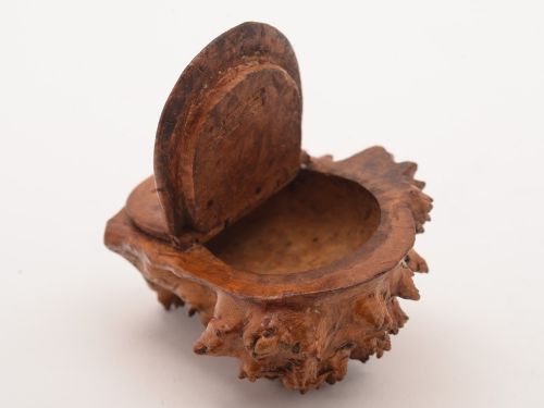 Victorian Burr Walnut Snuff Box, Circa 1890