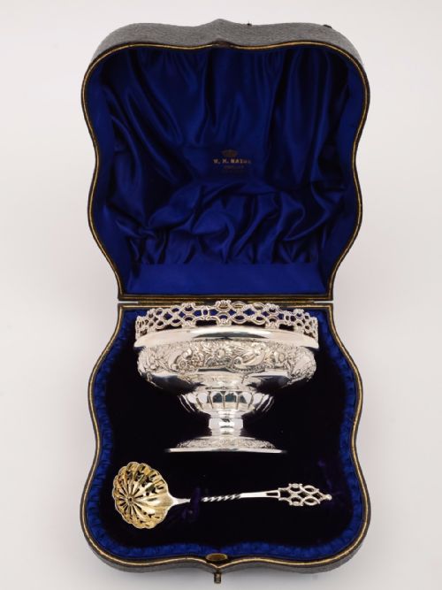 Edwardian Cased Sugar Bowl  and Sifter Spoon, 1906