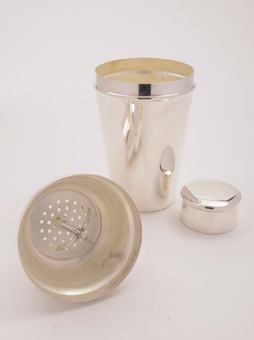 fig 1. Art Deco Cocktail Shaker, Circa 1930