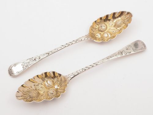 Pair of Georgian Silver Berry Spoons, London 1811