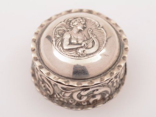 Art Nouveau Silver Pill Box, Birmingham 1901