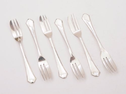 Cased Set of 6 Art Deco Silver Cake Forks, Birmingham 1932