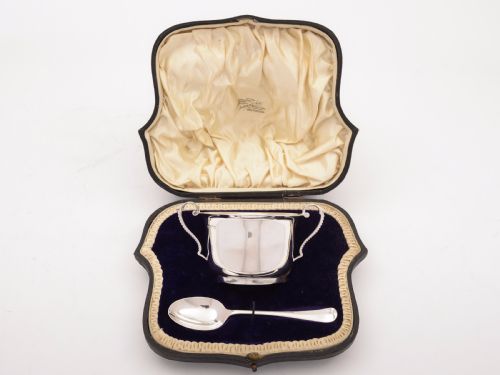 Cased Silver Bowl and Spoon, Sheffield 1903