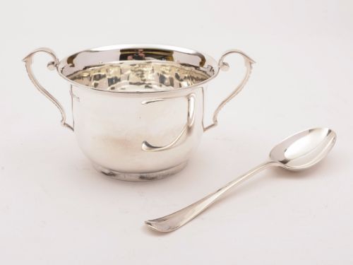 fig 1. Cased Silver Bowl and Spoon, Sheffield 1903